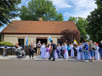 Pielgrzymka dzieci pierwszokomunijnych do Świnic Warckich