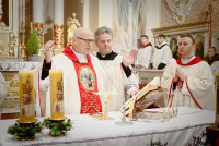 Tuliszków: wprowadzenie relikwii bł. rodziny Ulmów