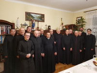 Bp Mering w Zgierzu: Miłosierdzie Boże jest miłością pochyloną nad bólem człowieka