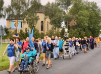Piesza Pielgrzymka z Dzierżaw wyruszyła na Jasną Górę