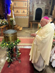 Bp Wętkowski w Wigilię Paschalną: życiem dawajmy świadectwo o Jezusie
