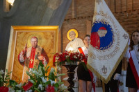 Włocławek: wprowadzenie relikwii bł. Stefana Wyszyńskiego do sanktuarium św. Józefa