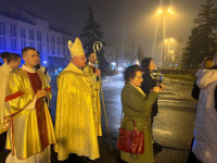 Włocławek: Msza św. i procesja z relikwiami ulicami miasta