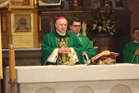 Stare Miasto: bp Wętkowski przewodniczył Mszy św. na rozpoczęcie misji