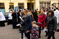 Włocławek: Droga Krzyżowa ulicami miasta w intencji pokoju na Ukrainie