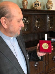 Ks. prał. Henryk Kowalski odznaczony medalem „Benemerenti in Opere Evangelizationis”