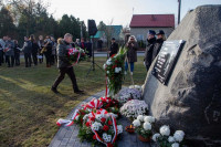W Ślesinie odsłonięto pomnik bł. kard. Wyszyńskiego