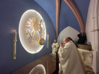 Biskup Włocławski zainstalował relikwie bł. Rodziny Ulmów oraz poświęcił kaplicę adoracji Najświętszego Sakramentu