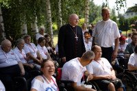 Licheń: bp Wętkowski spotkał się z chorymi i niepełnosprawnymi