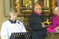 Modlitwa brewiarzowa we włocławskiej katedrze