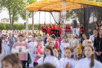 Pielgrzymka dzieci pierwszokomunijnych do Świnic Warckich