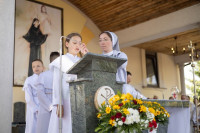 Pielgrzymka dzieci pierwszokomunijnych do Świnic Warckich