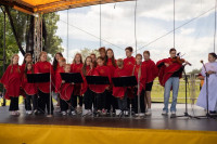 Pielgrzymka dzieci pierwszokomunijnych do Świnic Warckich