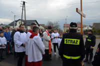 Działyń: pierwsza Droga Krzyżowa ulicami parafii