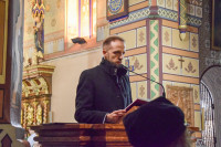 Bp Wętkowski na rozpoczęcie synodu: usłyszmy, co Duch Święty mówi do Kościoła
