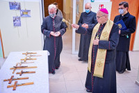 Ks. bp Wiesław Mering poświęcił nowe sale lekcyjne w „Małym Długoszu”