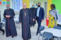 Ks. bp Wiesław Mering poświęcił nowe sale lekcyjne w „Małym Długoszu”