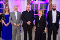 Biskup Włocławski wziął udział w studniówce „Długosza”