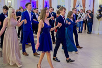 Biskup Włocławski wziął udział w studniówce „Długosza”