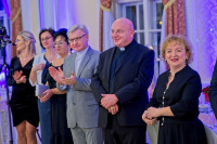 Biskup Włocławski wziął udział w studniówce „Długosza”